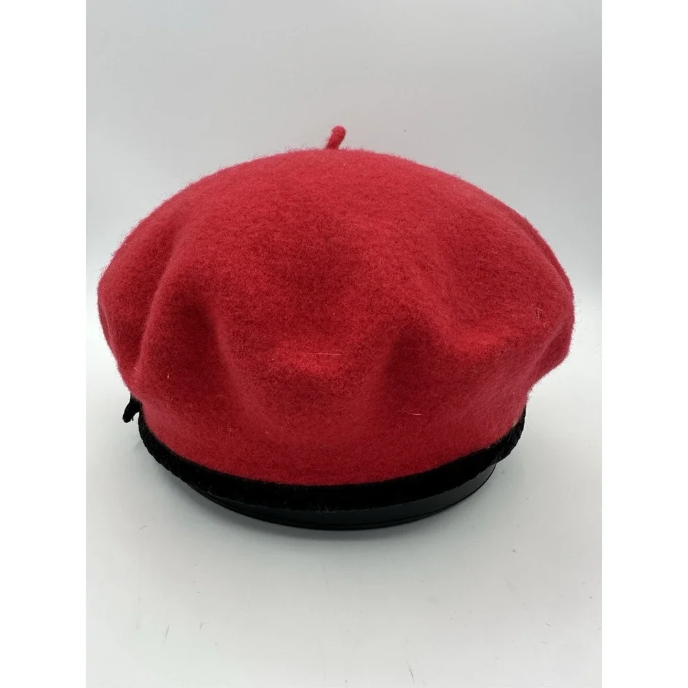 Gap 100% Virgin Wool Red Women's Beret Style Cap Small Medium